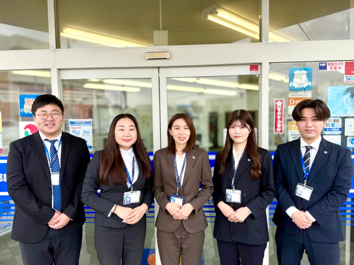 アパマンショップ熊本北店スタッフ写真