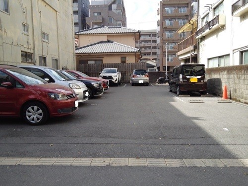 宮口月極駐車場(鹿児島県鹿児島市上之園町15－5)の月極駐車場