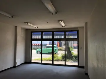 中小路ビルundefined
