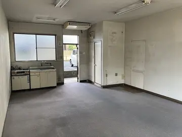 中小路ビルundefined
