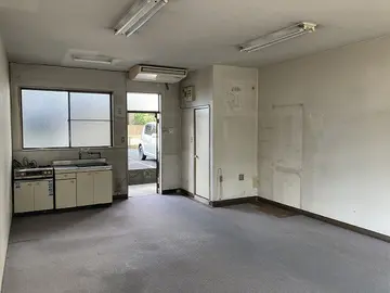 中小路ビルundefined